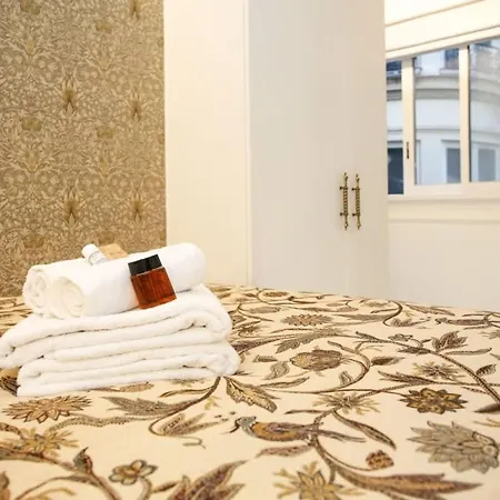 6p Grands Boulevards Drouot - Flat-guest Parigi